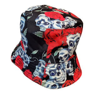 Womens Bucket SUN HAT SKULLS AND ROSES Black and Red Reversible NWT